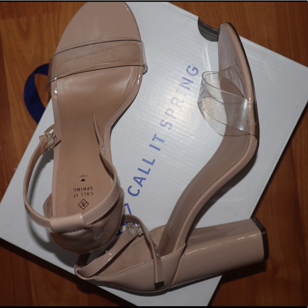 Nude heels size 8.5